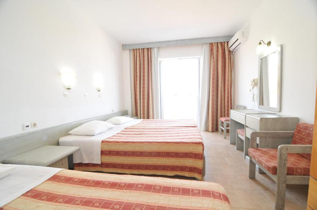 קפלוס Fourtounis Hotel מראה חיצוני תמונה