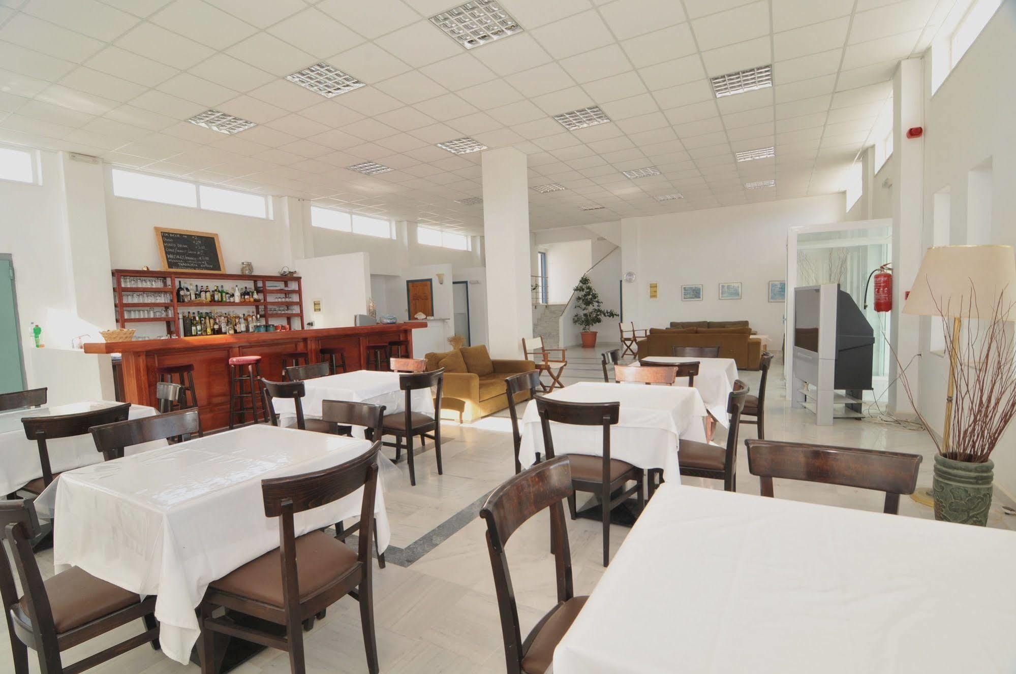 קפלוס Fourtounis Hotel מראה חיצוני תמונה